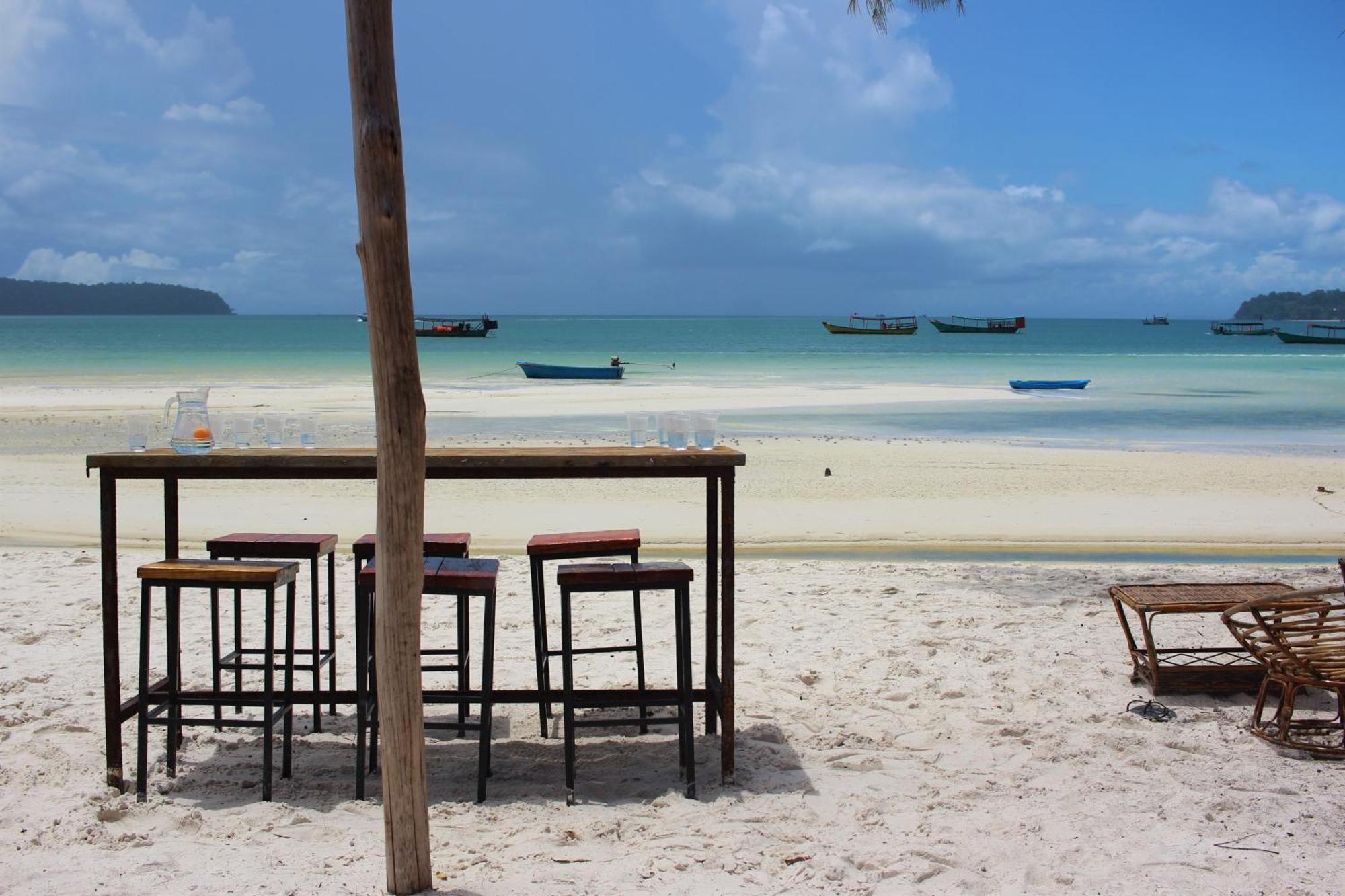 Auberge de jeunesse The Big Easy Koh Rong Samloem à Koh Rong Sanloem Extérieur photo